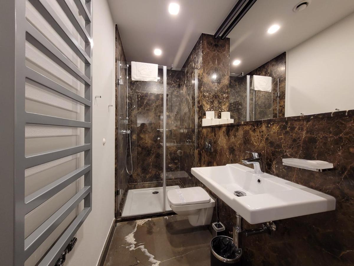 Dada Premium Aparthotel 克拉科夫 外观 照片